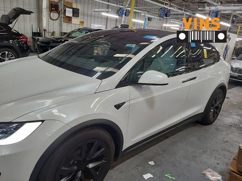 Used 2023 Tesla Model X AWD/4WD image 1