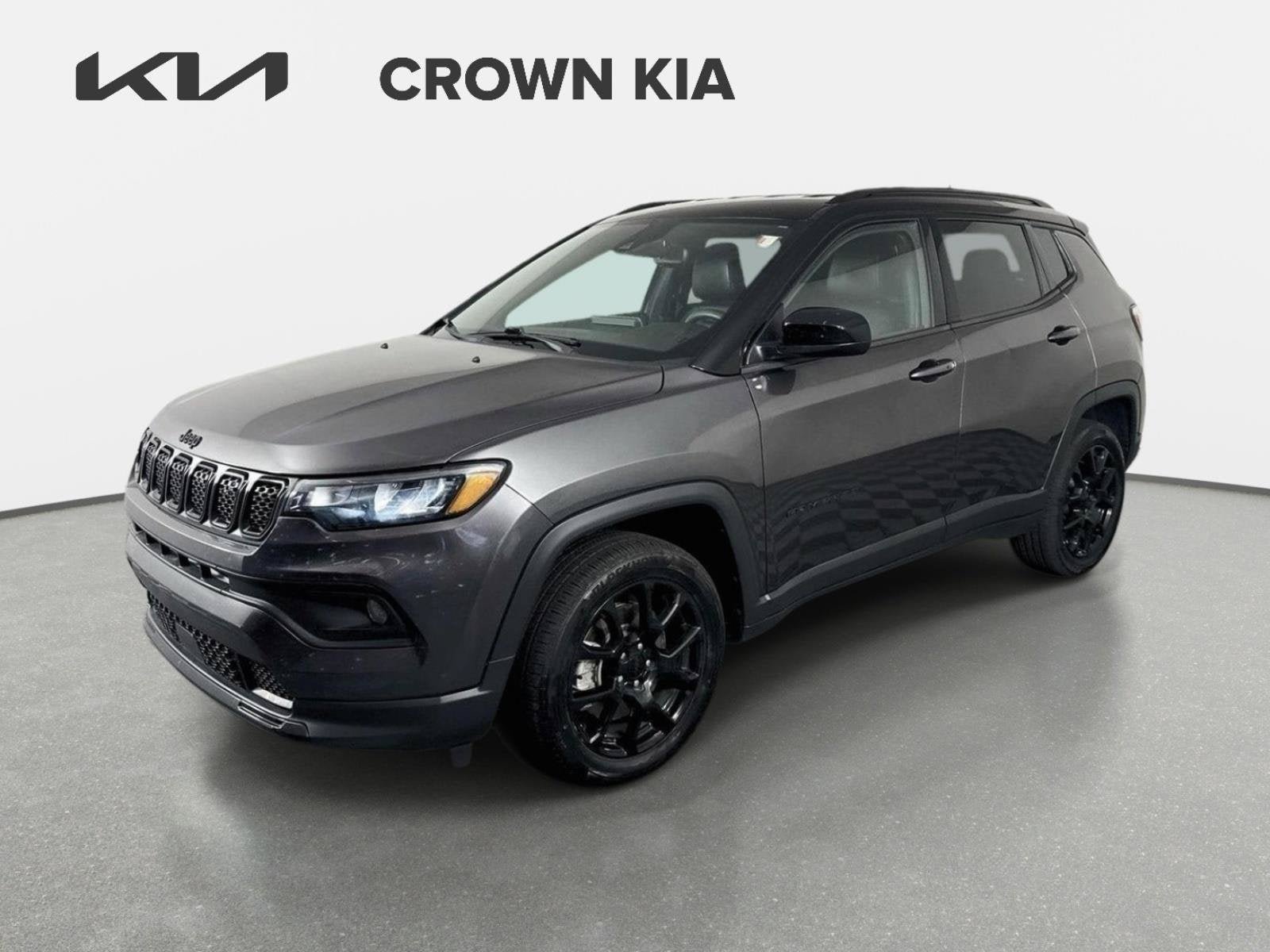 Used 2023 Jeep Compass Latitude AWD/4WD image 1