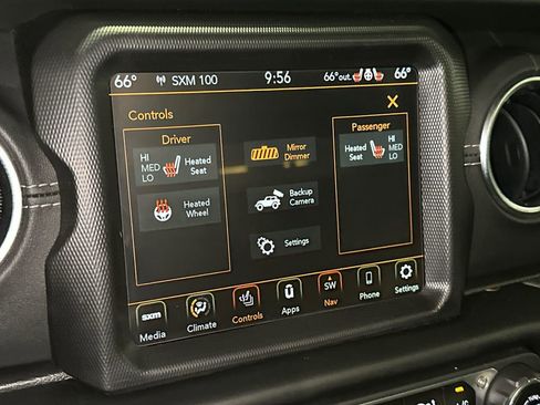 Used 2023 Jeep Wrangler Unlimited Sahara w/ Cold Weather Group AWD/4WD image 31