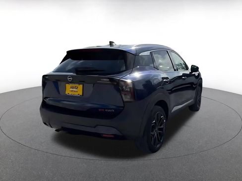 Used 2026 Nissan Kicks SR AWD/4WD image 13