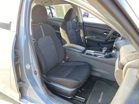 Used 2024 Nissan Sentra SV image 19