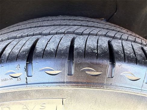 Certified 2023 Chevrolet Equinox Premier image 35