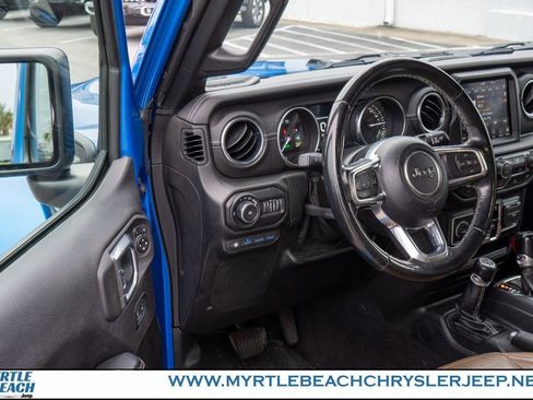 Used 2021 Jeep Wrangler Unlimited Sahara image 16