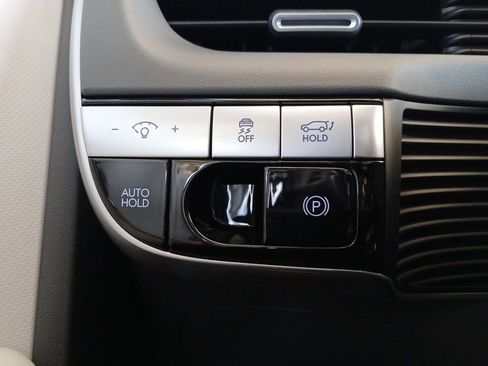 Used 2024 Hyundai Ioniq 5 SEL RWD image 22