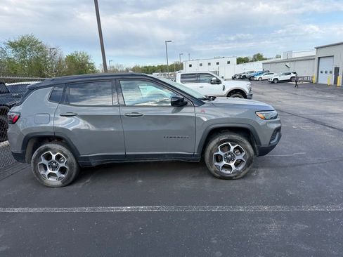 Used 2022 Jeep Compass Trailhawk w/ Trailhawk Elite Group AWD/4WD image 6