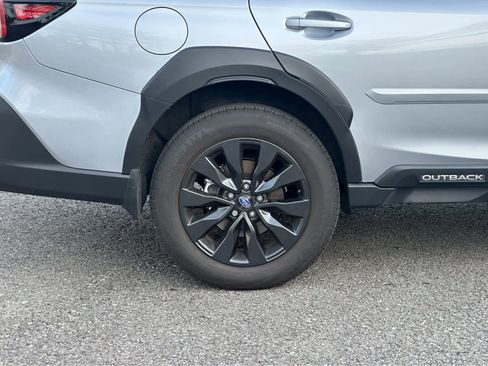 Used 2025 Subaru Outback Onyx Edition image 22