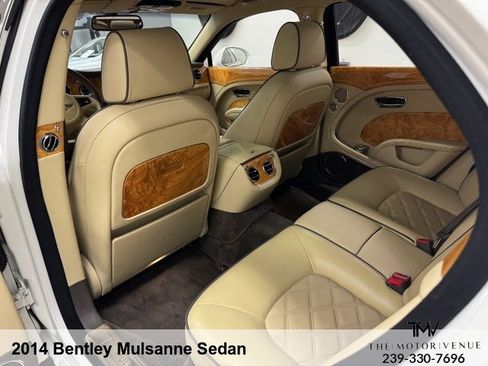 Used 2014 Bentley Mulsanne image 22