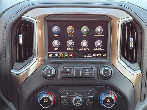 Used 2020 Chevrolet Silverado 3500 High Country w/ Snow Plow Prep/Camper Package image 24