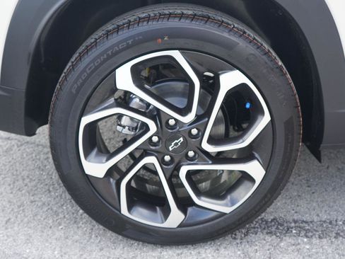 New 2026 Chevrolet Trax RS FWD image 12