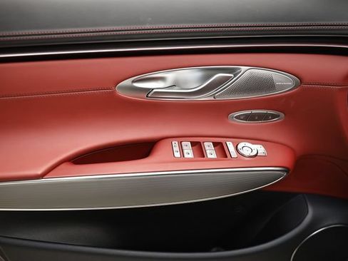 New 2026 Genesis GV70 3.5T Sport Advanced AWD/4WD image 18