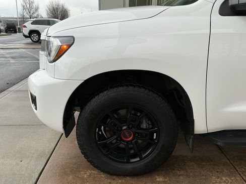 Certified 2020 Toyota Sequoia TRD Pro image 25