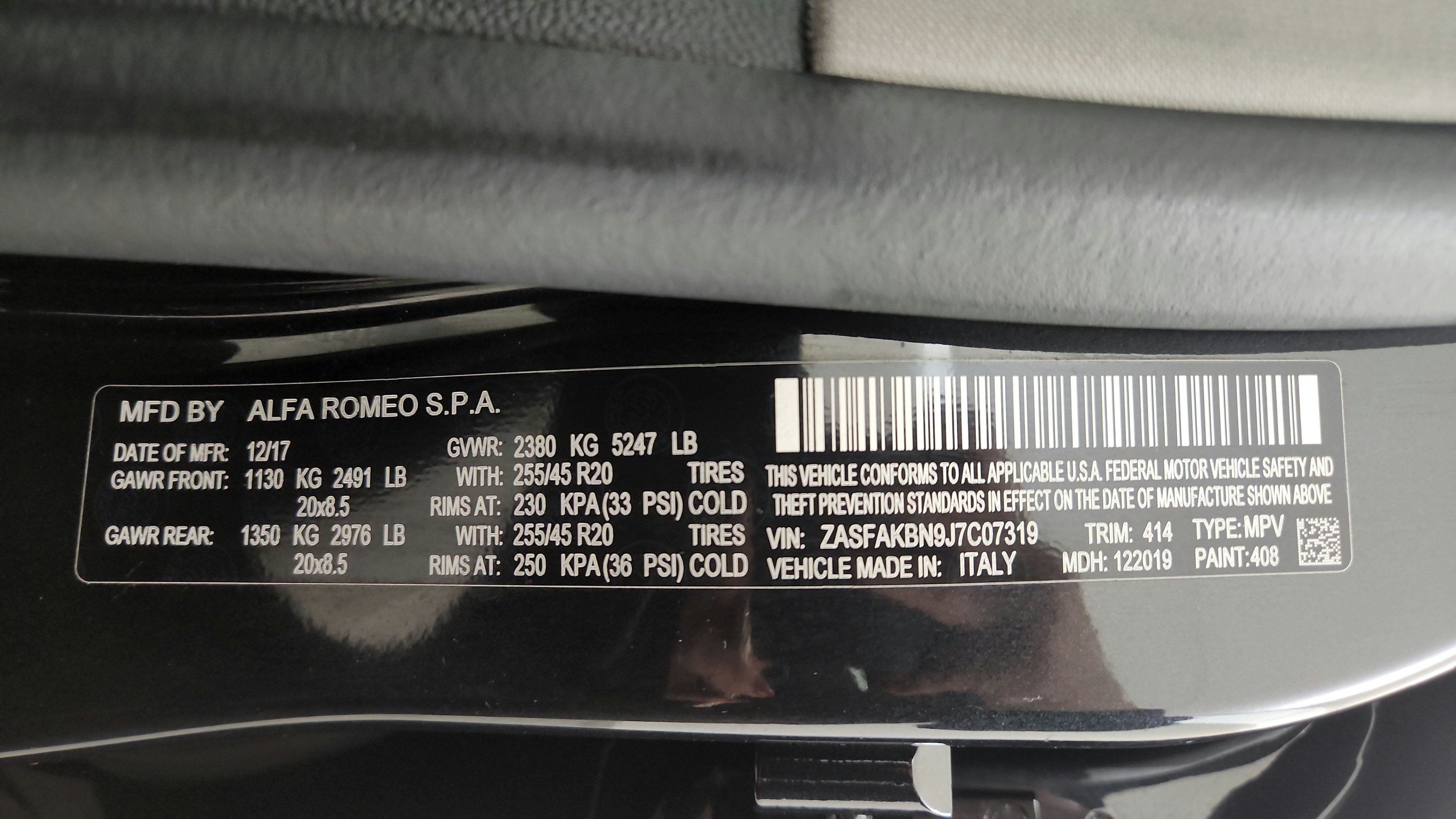 Used 2018 Alfa Romeo Stelvio Ti AWD/4WD image 20