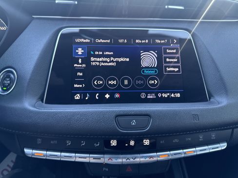 Used 2020 Cadillac XT4 Premium Luxury AWD/4WD image 17