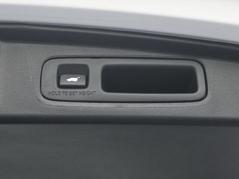Used 2025 Honda CR-V Sport-L image 16