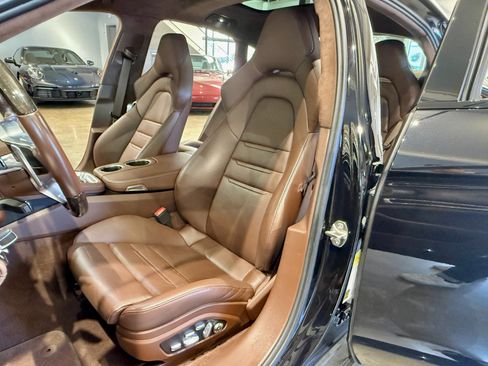 Used 2018 Porsche Panamera Turbo image 39