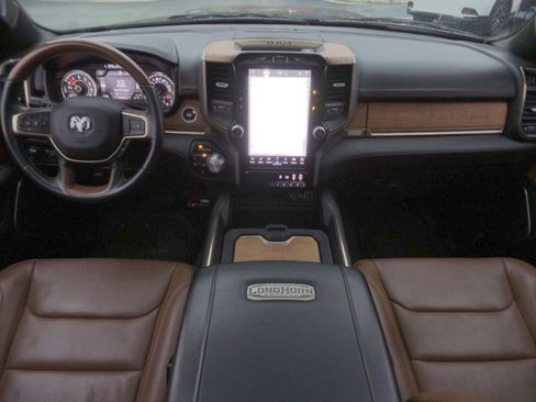 Used 2022 RAM 1500 Limited w/ Body Color Bumper Group image 7