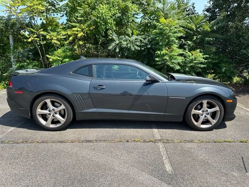 Used 2014 Chevrolet Camaro SS w/ RS Package RWD image 2