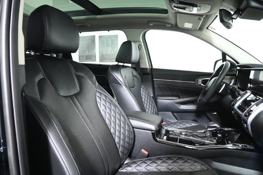 Used 2023 Kia Sorento SX Prestige AWD/4WD image 38