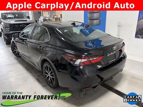 Used 2023 Toyota Camry SE image 7