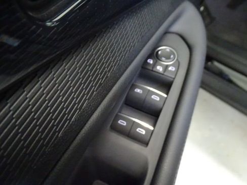 Certified 2025 Chevrolet Blazer EV RS AWD/4WD image 9