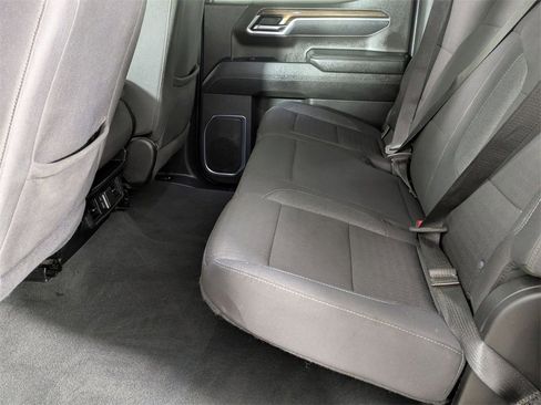 Used 2025 Chevrolet Silverado 1500 LT image 25