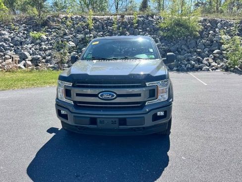 Used 2018 Ford F150 XLT w/ Equipment Group 302A Luxury image 2