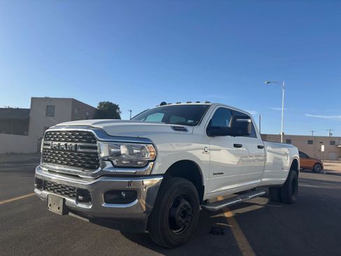 Used 2024 RAM 3500 Big Horn AWD/4WD image 6