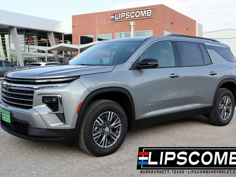 New 2026 Chevrolet Traverse LT w/ Driver Confidence Package image 38