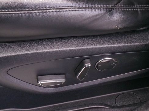 Used 2018 Lincoln MKC Reserve image 18