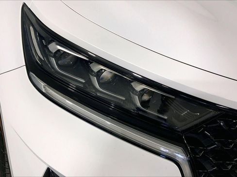 Certified 2023 Kia Sorento SX image 27