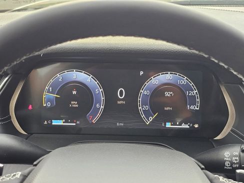 New 2025 Jeep Grand Cherokee Laredo X w/ Luxury Tech Group I image 17