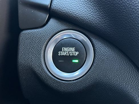 Used 2024 Chevrolet Equinox LT image 34