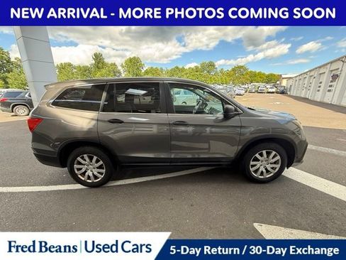 Used 2019 Honda Pilot LX image 12