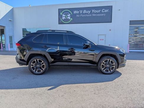 Used 2019 Toyota RAV4 Adventure image 4