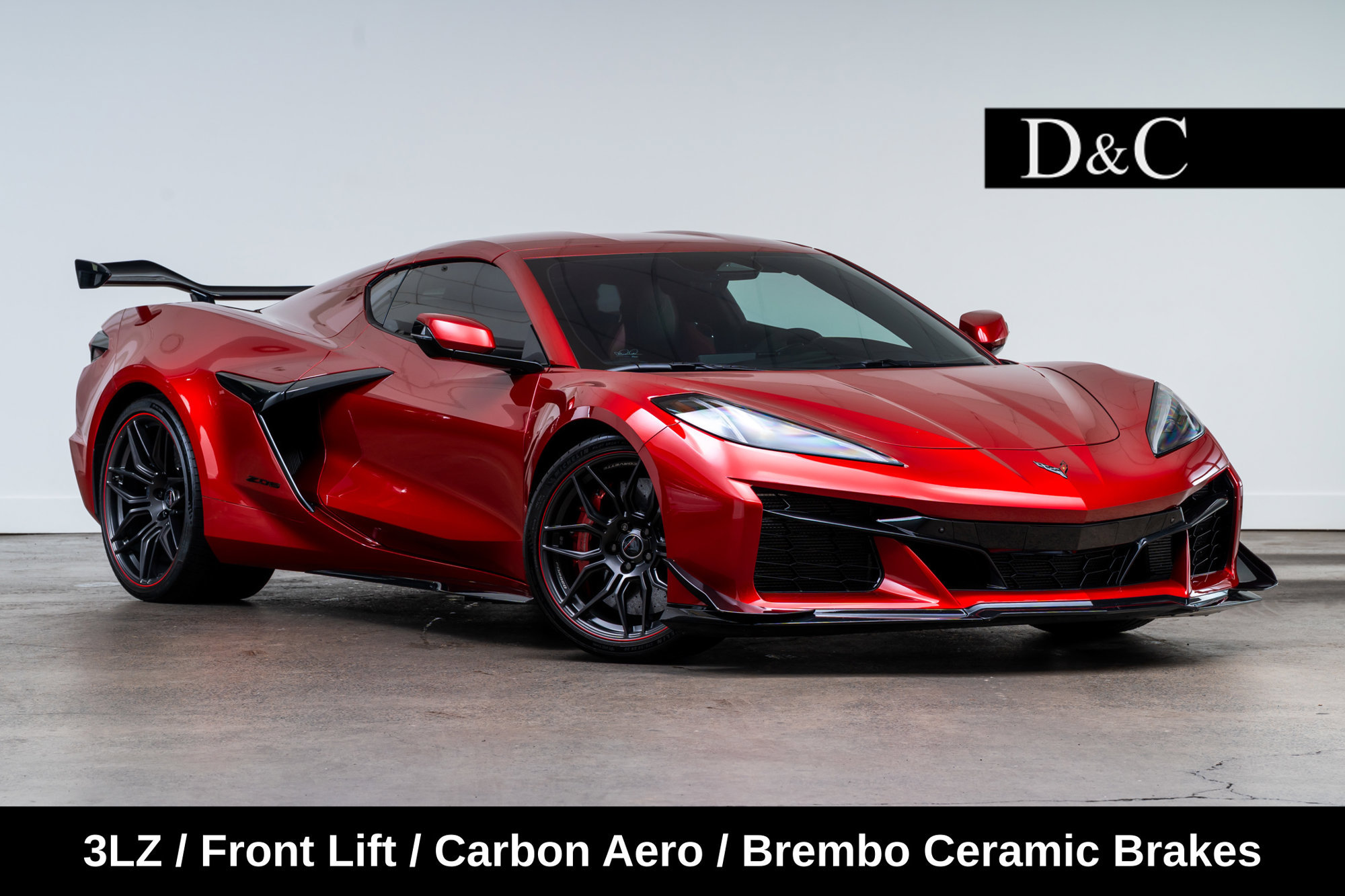 Used 2024 Chevrolet Corvette Z06 w/ Z07 Performance Package RWD image 1