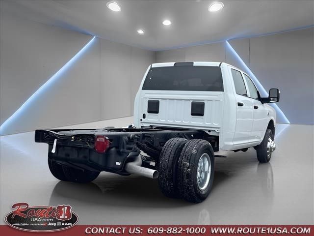 New 2026 RAM 3500 Tradesman w/ Chrome Appearance Group A AWD/4WD image 9