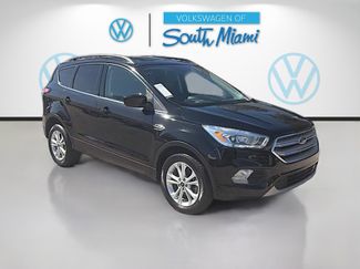 Used 2018 Ford Escape SEL video 1