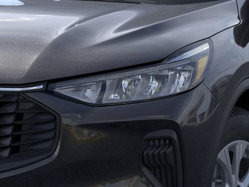 New 2025 Ford Escape Active w/ Active Premium Tech Pack AWD/4WD image 17
