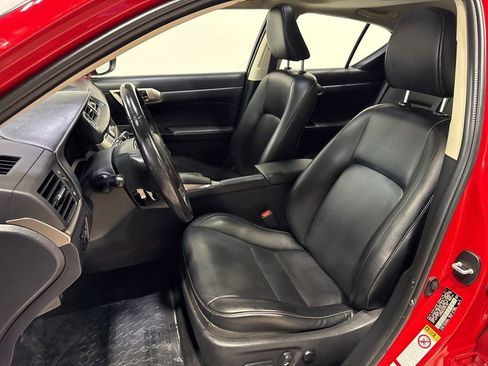 Used 2017 Lexus CT 200h w/ Navigation System Package image 27