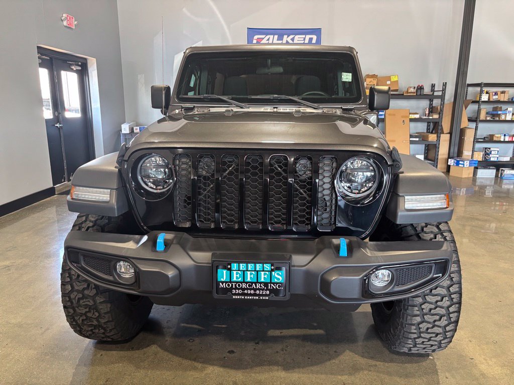 Used 2023 Jeep Wrangler Unlimited AWD/4WD image 3