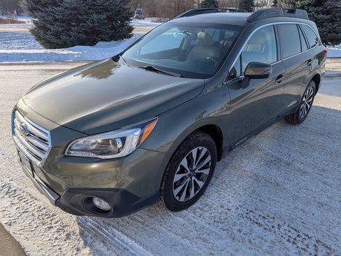 Used 2015 Subaru Outback 2.5i Limited image 5