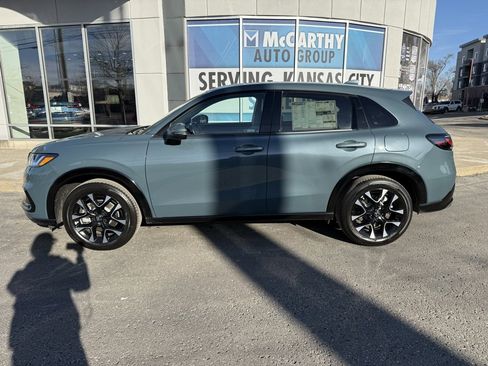 New 2026 Honda HR-V EX-L image 2