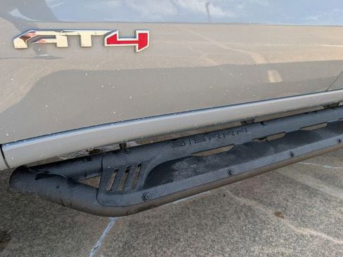Used 2024 GMC Sierra 1500 AT4 w/ AT4 Premium Package AWD/4WD image 27