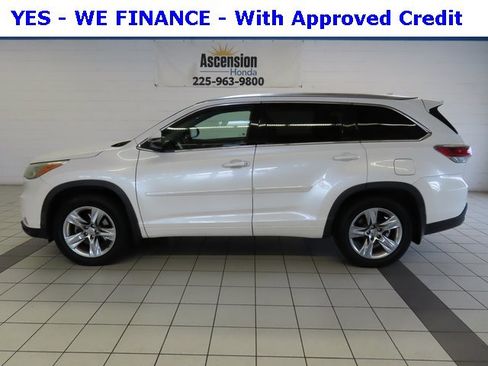 Used 2015 Toyota Highlander Limited image 3
