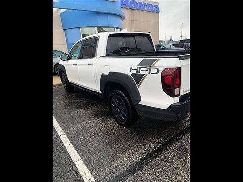 Used 2022 Honda Ridgeline RTL-E image 3