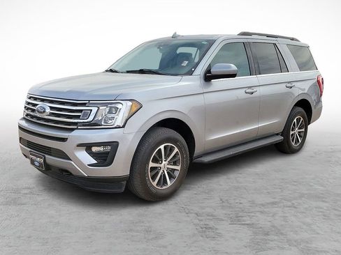 Used 2021 Ford Expedition XLT image 5