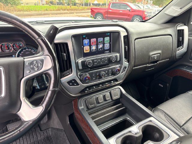 Used 2019 GMC Sierra 2500 SLT w/ Duramax Plus Package AWD/4WD image 18