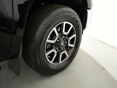 Used 2020 Toyota Tundra Limited w/ TRD Off-Road Package AWD/4WD image 60