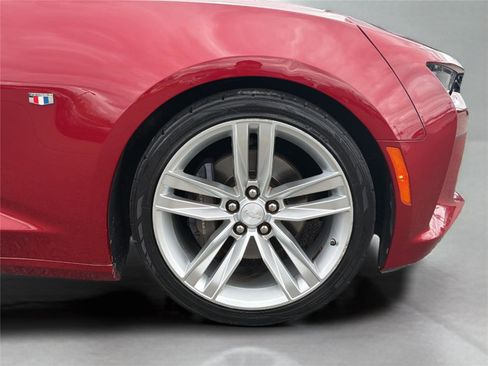 Used 2018 Chevrolet Camaro SS RWD image 35