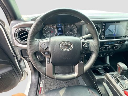 Used 2023 Toyota Tacoma TRD Pro AWD/4WD image 11